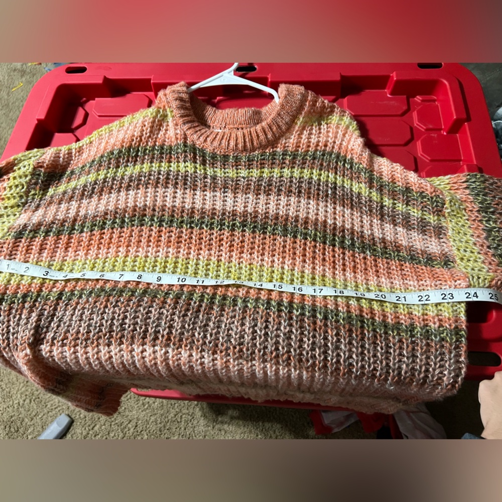 American eagle oversized fuzzy autumn color striped crewneck sweater Medium - Picture 8 of 8